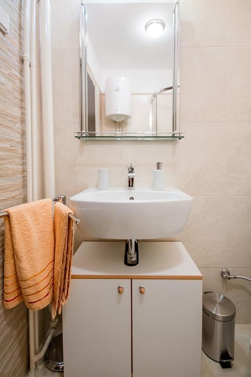 Apartments King Milan, City Center Белград Стая снимка