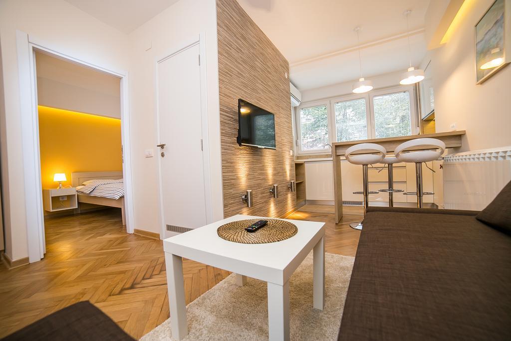 Apartments King Milan, City Center Белград Екстериор снимка
